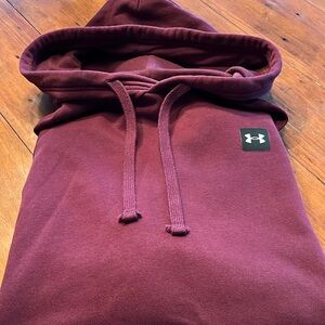 Maroon under armour hoodie